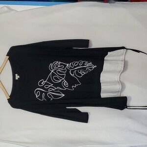 Zim & Zoe Graphic Arlo Placement Relax Fit Top Size 22/24